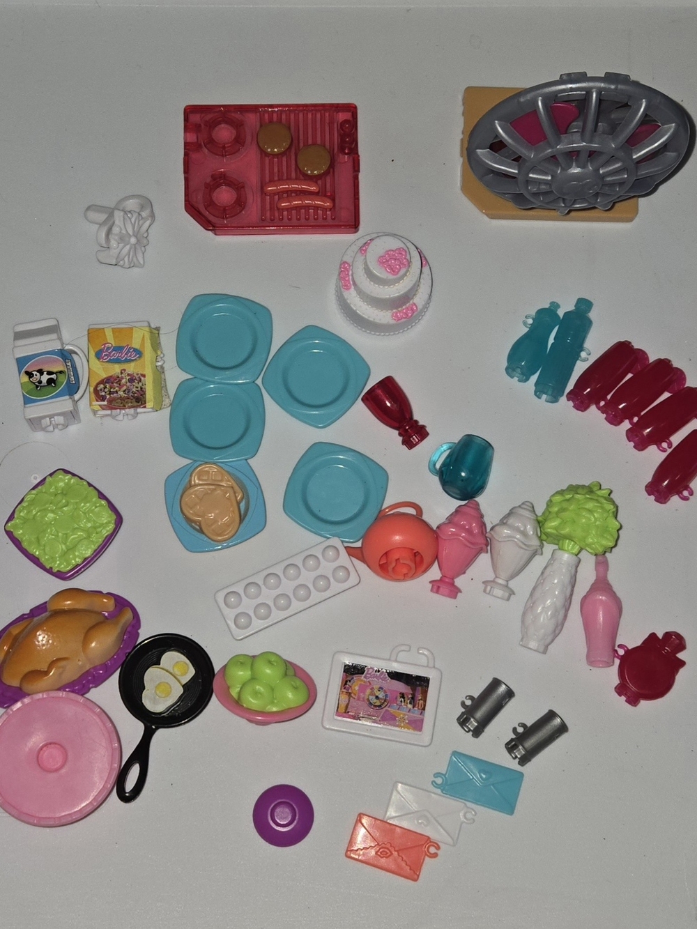 Barbie Mini Food & Dining Accessories - Teal, Pink, White, Green, Red